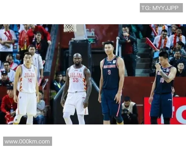 亚特联与达拉斯激战正酣比分悬念不断引发球迷热议 亚特联与达拉斯激战正酣比分悬念不断引发球迷热议