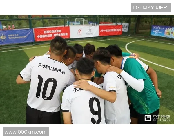 内蒙古中尤迎战成都兴城争夺足球联赛关键胜利的精彩对决 内蒙古中尤迎战成都兴城争夺足球联赛关键胜利的精彩对决