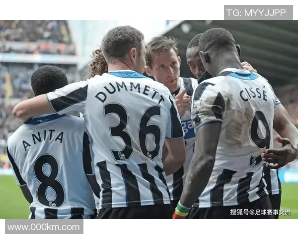 拜仁慕尼黑与热刺激战正酣比分揭晓引发球迷热议 拜仁慕尼黑与热刺激战正酣比分揭晓引发球迷热议